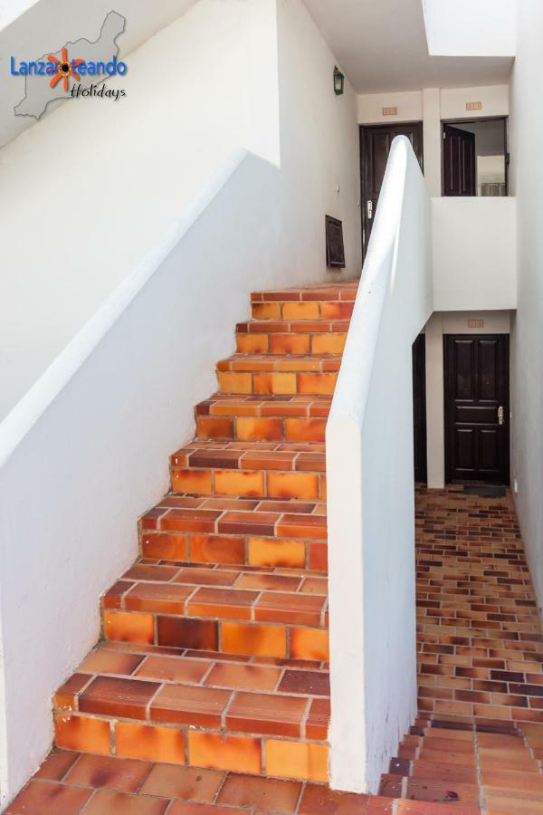 Vivienda Vacacional Rose Costa Teguise Exterior photo