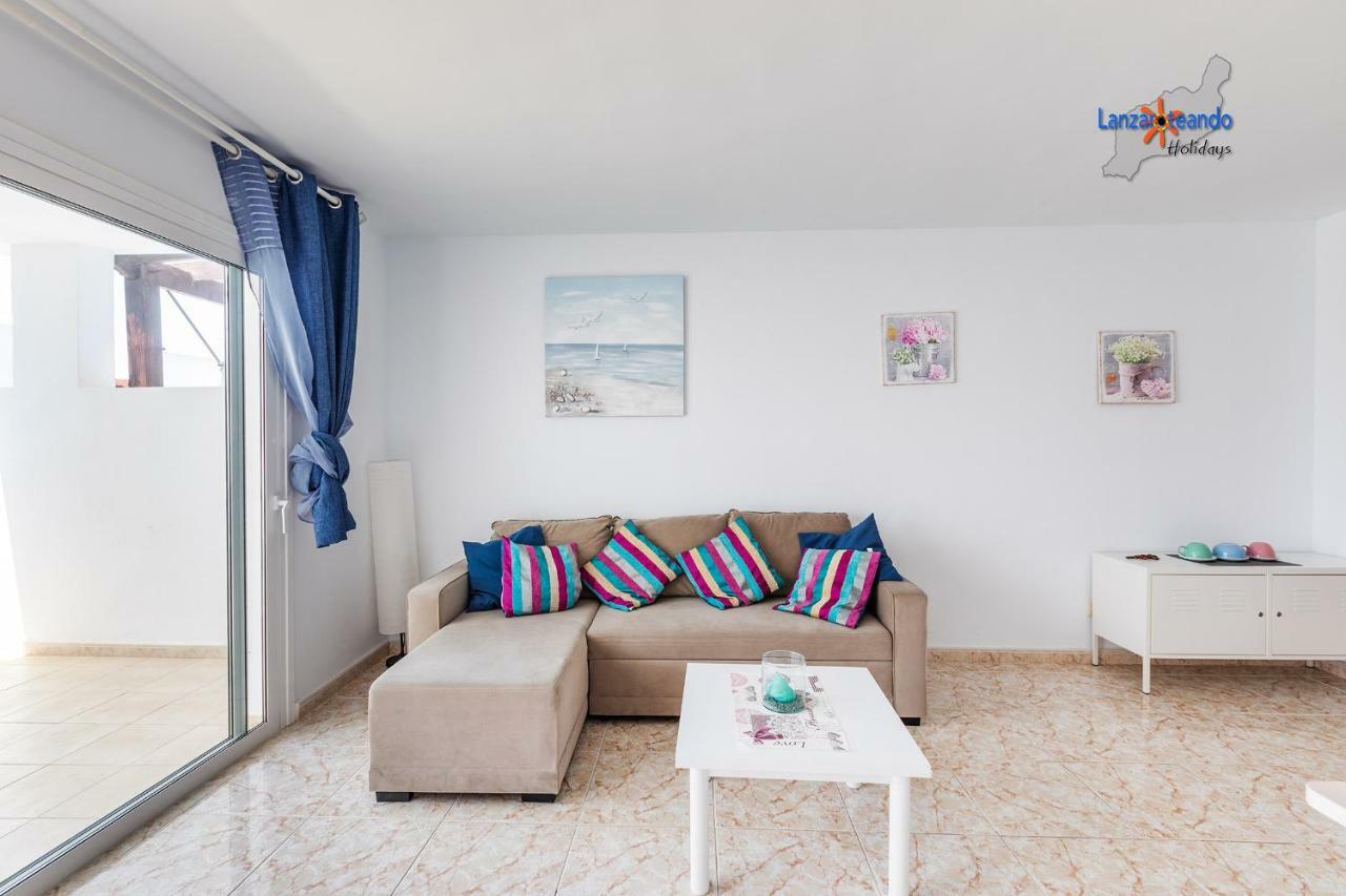 Vivienda Vacacional Rose Costa Teguise Exterior photo